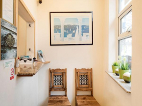 Lovely Studio in London with Patio